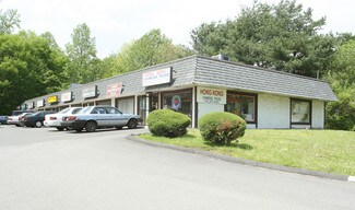 Plus de détails pour 16 Red Bush Ln, Milford, CT - Local commercial à vendre