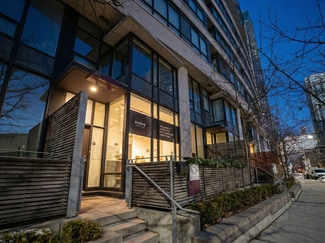 Plus de détails pour 8 Telegram Mews, Toronto, ON - Logement à vendre