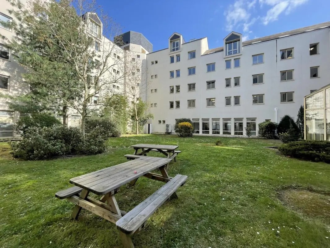 2 Rue Crucy, Nantes à vendre Photo de l’immeuble– Image 1 sur 6