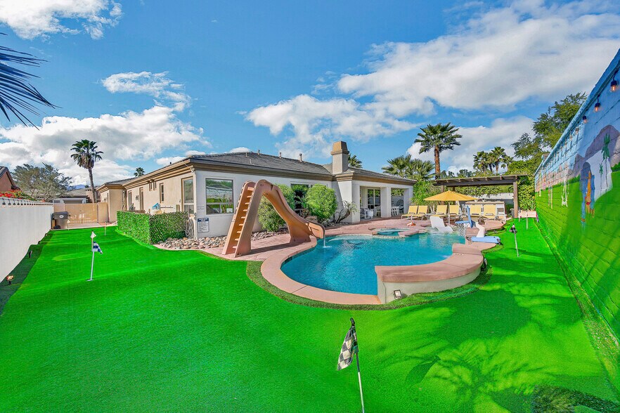 48668 Stillwater St, Indio, CA à vendre - Photo principale – Image 1 sur 66