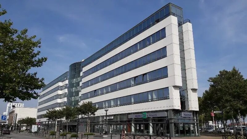 Local commercial dans Le Havre à louer Photo de l’immeuble– Image 1 sur 7