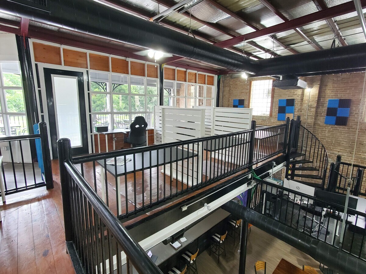 View Photo