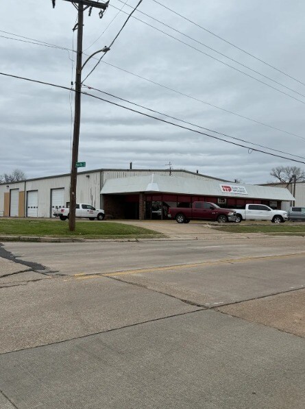 1060 Grimmett Dr, Shreveport, LA à vendre Photo principale– Image 1 sur 10