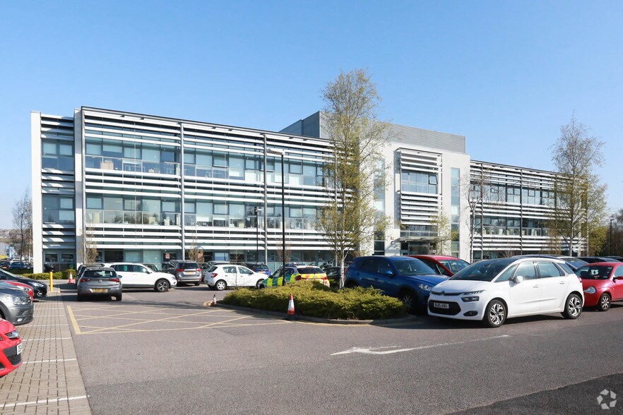 Goldcrest Way, Newcastle Upon Tyne à vendre - Photo de l’immeuble – Image 2 sur 4