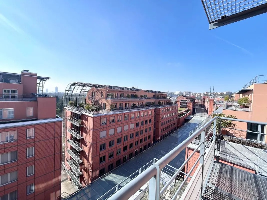 34 Quai Charles De Gaulle, Lyon à louer Photo de l’immeuble– Image 1 sur 13