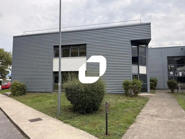 Plus de détails pour Bureau, Local d'activités à louer