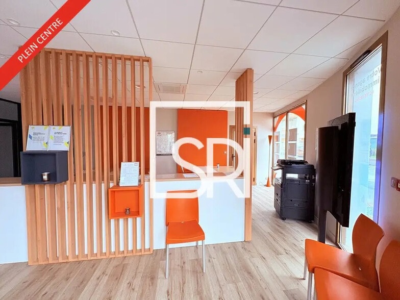 Bureau dans Clermont-Ferrand à louer - Photo intérieure – Image 2 sur 11