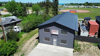 Plus de détails pour 4848 54 Av, Eckville, AB - Industriel/Logistique à vendre