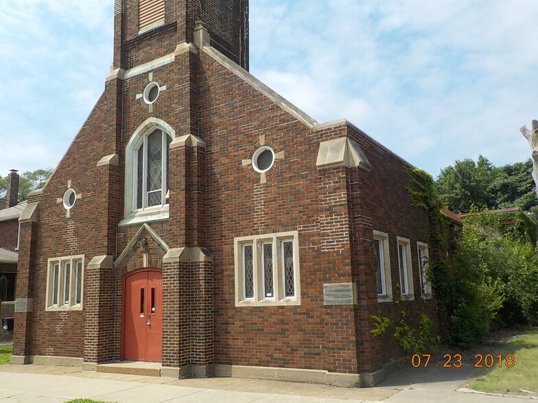 4822 Kennedy Ave, East Chicago, IN à vendre - Photo principale – Image 1 sur 7