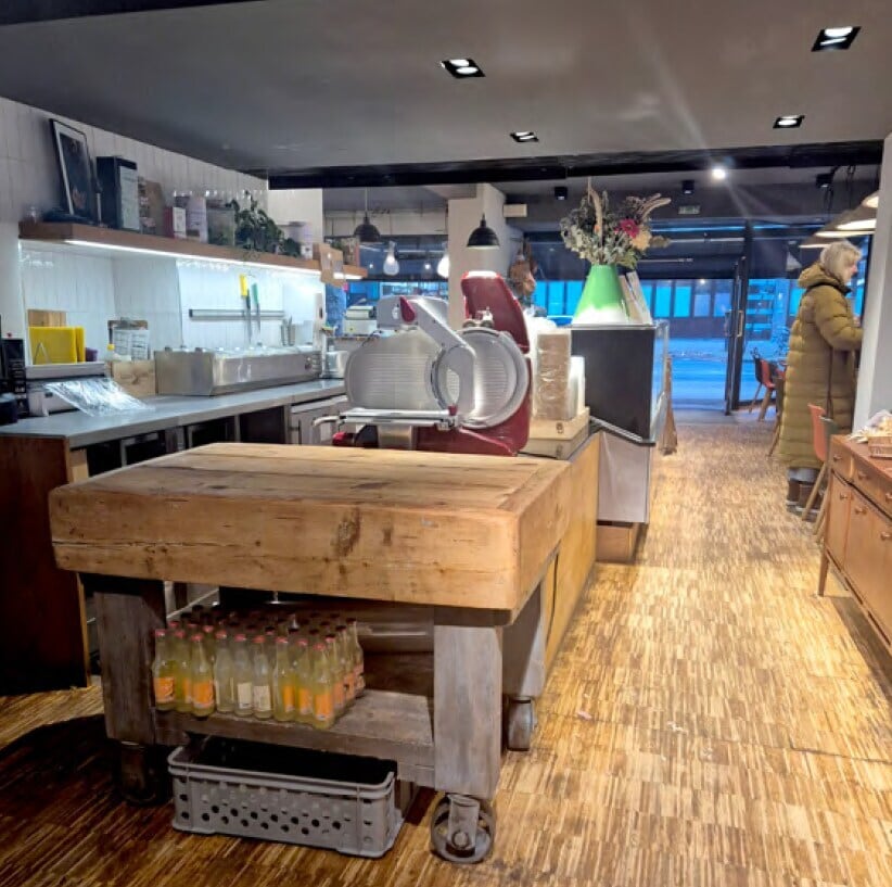 454-458 Chiswick High Rd, Londres, LND W4 5TT - Lot 454-456 - - Photo intérieure - Image 1 of 1