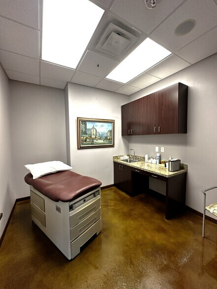 2632 Broadway St, San Antonio, TX à louer - Photo de l’immeuble – Image 3 sur 24