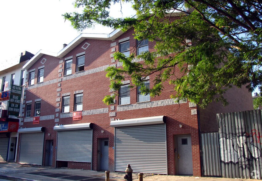1924 Fulton St, Brooklyn, NY à vendre - Photo de l’immeuble – Image 2 sur 4