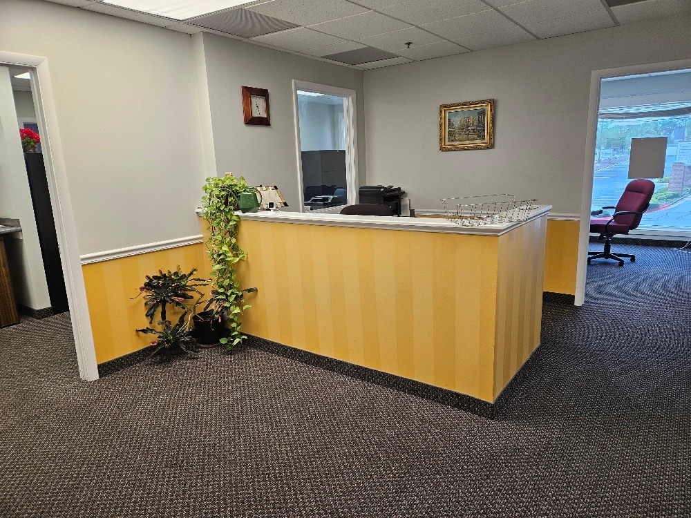 3859-3871 Plaza Dr, Fairfax, VA 22030 - Lot 3863 -  - Photo intérieure - Image 1 of 20