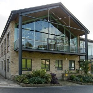Plus de détails pour Deakins Business Park, Bolton - Bureau à louer