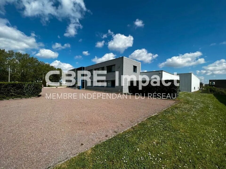 Local d’activités dans Longvic à louer Photo principale– Image 1 sur 12