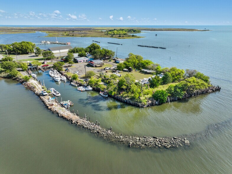 435 Messick Rd, Poquoson, VA à vendre - Photo de l’immeuble – Image 2 sur 6