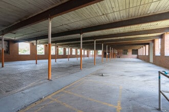 1601 S Holtzclaw Ave, Chattanooga, TN à vendre Photo intérieure– Image 2 sur 12