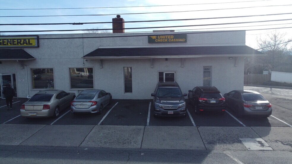 1710-1728 Butler St, Easton, PA à louer - Photo de l’immeuble – Image 3 sur 21