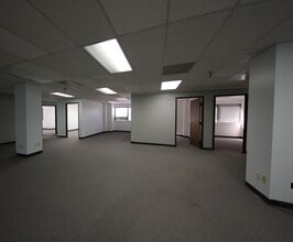 9800 N Lamar Blvd, Austin, TX à louer Photo de l’immeuble– Image 1 sur 8