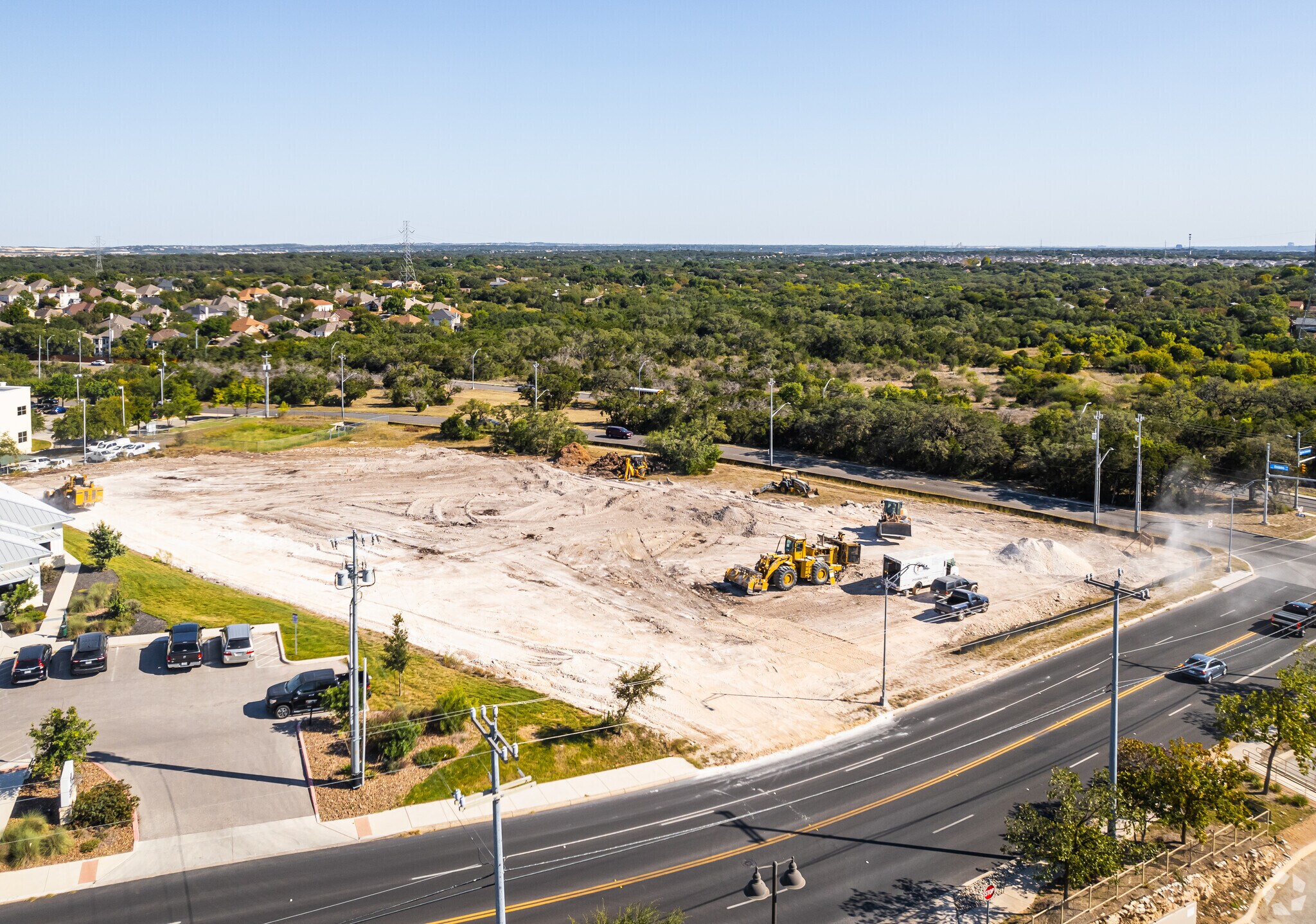 2407 E Evans Rd, San Antonio, TX à louer Photo principale– Image 1 sur 7