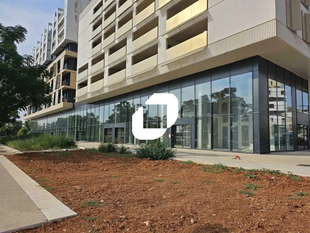 Local commercial dans Montpellier à louer Photo de l’immeuble– Image 1 sur 14