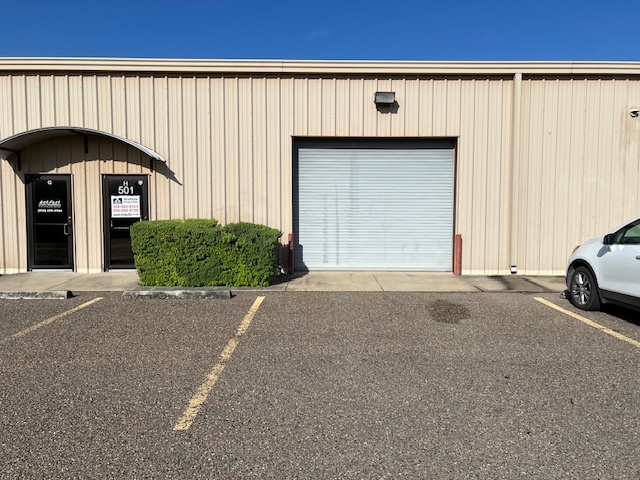 501 E Cedar Ave, McAllen, TX à louer - Photo de l’immeuble – Image 3 sur 6