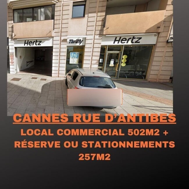 Plus de détails pour Local commercial à louer