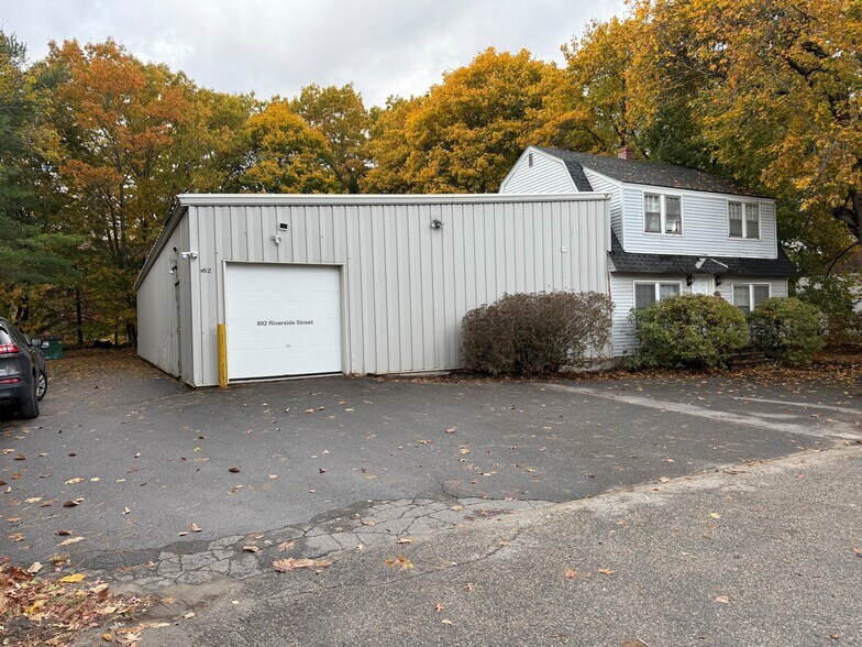 892 Riverside St, Portland, ME à vendre - Photo principale – Image 1 sur 9