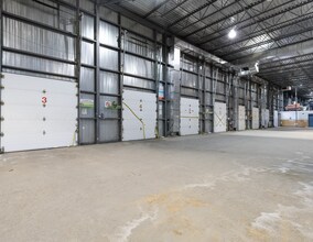 1665 Rue Atmec, Gatineau, QC à louer Photo intérieure– Image 2 sur 9