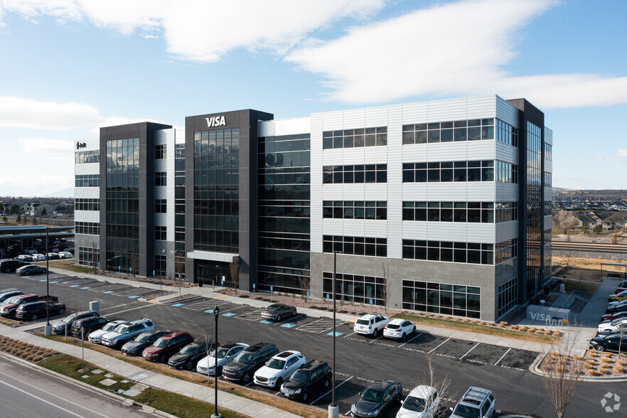 2901 N Ashton Blvd, Lehi, UT à louer - Photo principale – Image 1 sur 5