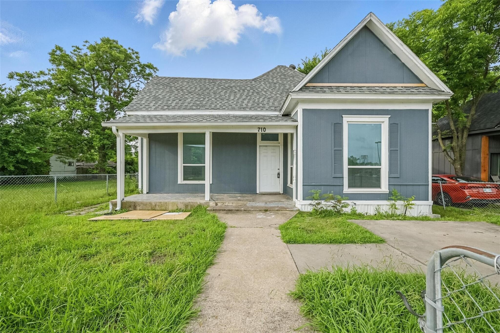 710 W Owing St, Denison, TX à vendre Photo principale– Image 1 sur 2