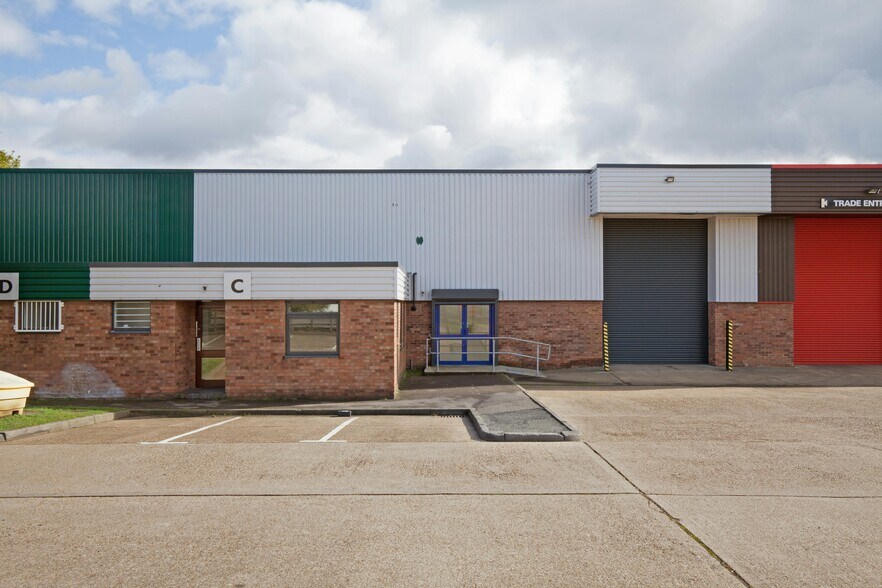 Colchester Rd, Witham à louer - Photo de l’immeuble – Image 3 sur 24