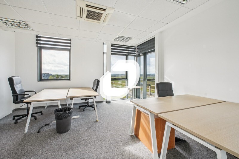 Bureau dans Noisy-le-Roi à louer - Photo de l’immeuble – Image 3 sur 15