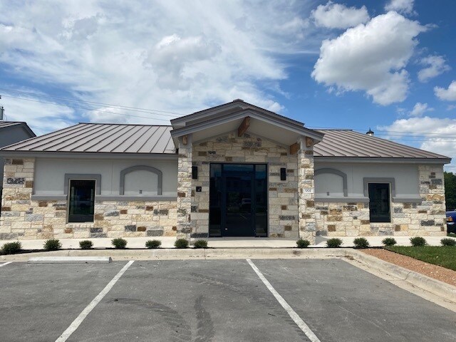 2200 N A W Grimes Blvd, Round Rock, TX à vendre Photo principale– Image 1 sur 7