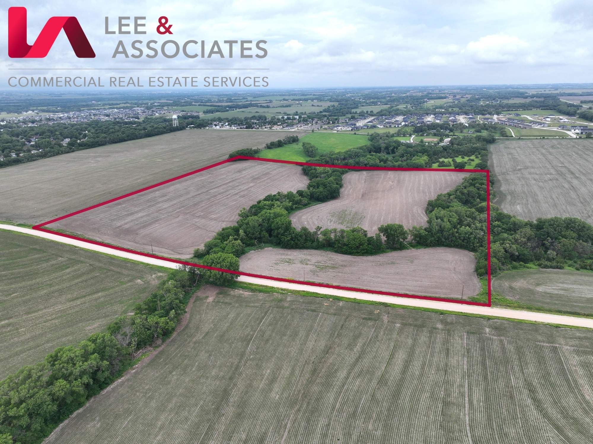 Wagon Train Rd, Hickman, NE à vendre Photo principale– Image 1 sur 5