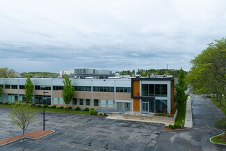 Plus de détails pour 4 Crosby Dr, Bedford, MA - Local d'activités à louer