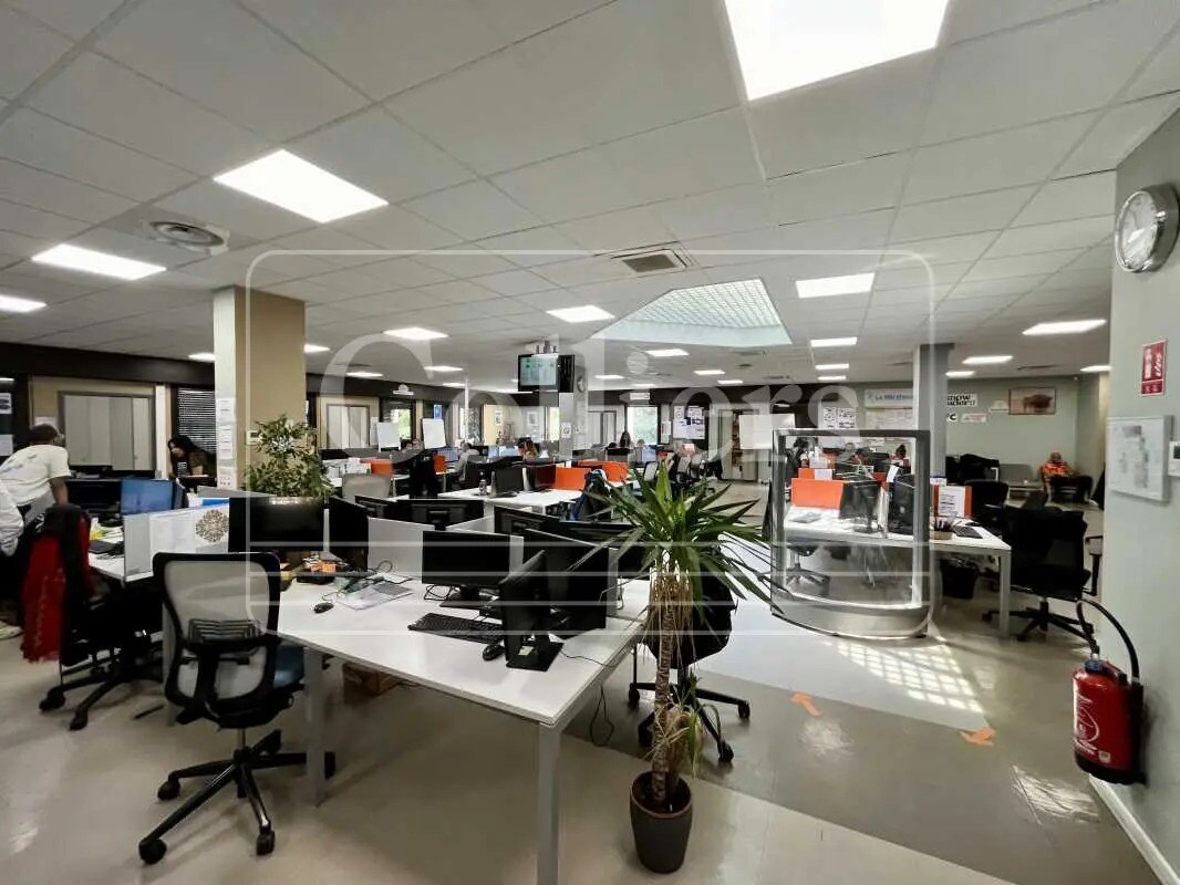 Bureau dans Marseille à vendre Photo de l’immeuble– Image 1 sur 17