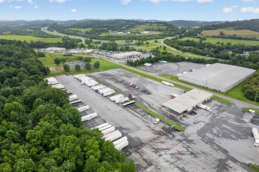 908 Eastern Star Road Ext, Kingsport, TN à louer - Photo de l’immeuble – Image 3 sur 20