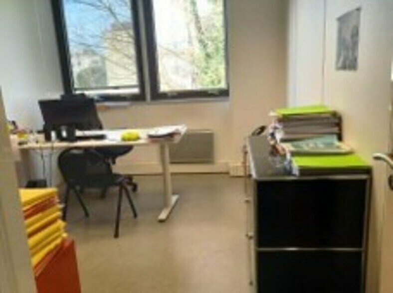 Bureau dans Bruges à louer - Photo intérieure – Image 2 sur 3