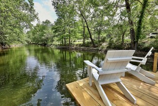 Plus de détails pour 7000 McGregor Ln, Dripping Springs, TX - Hôtellerie à vendre