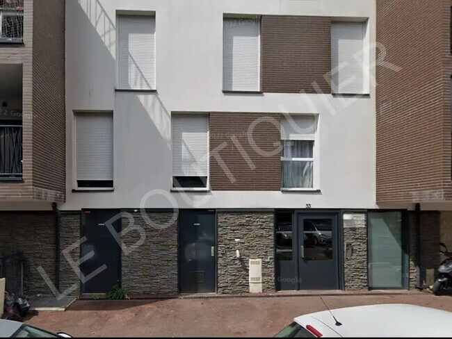 Plus de détails pour Local commercial à vendre