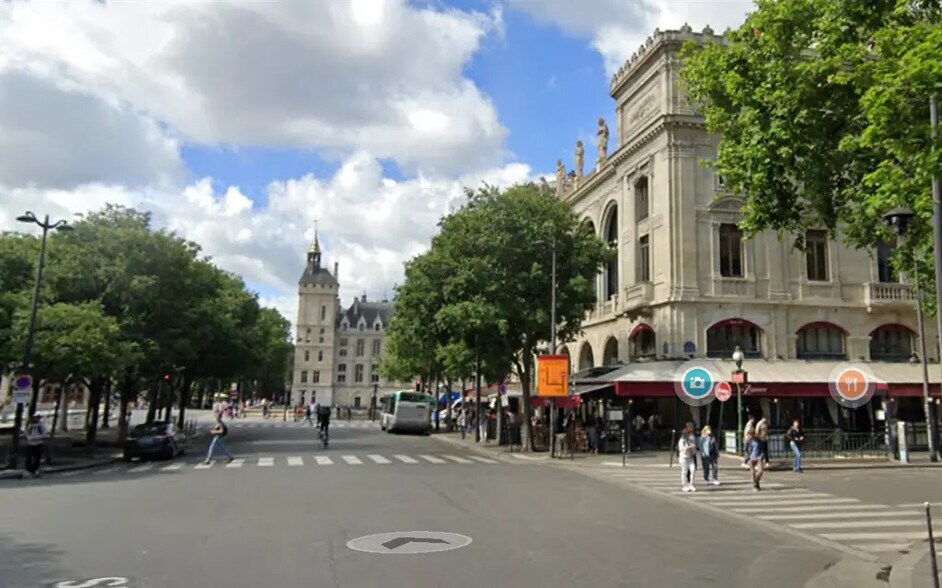 Local commercial dans Paris à vendre - Photo de l’immeuble – Image 1 sur 4