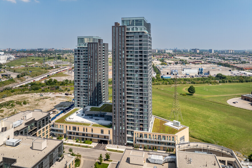 3439-3461 Western Rd, Toronto, ON à louer - Photo de l’immeuble – Image 3 sur 31