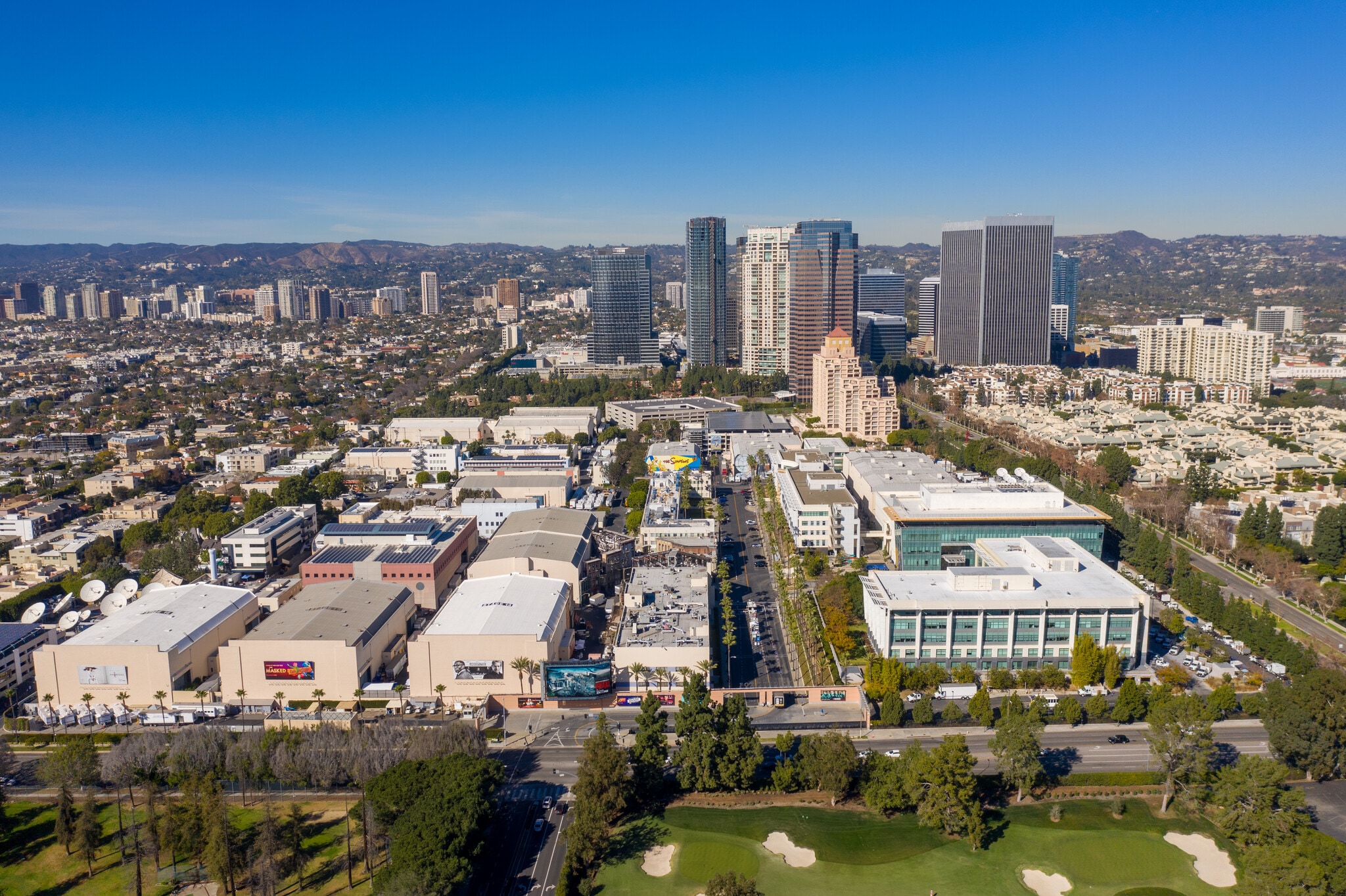 10267 W Pico Blvd, Los Angeles, CA à louer Photo principale– Image 1 sur 4