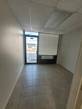 202 N Loop 1604 W, San Antonio, TX à louer Photo de l’immeuble– Image 2 sur 6