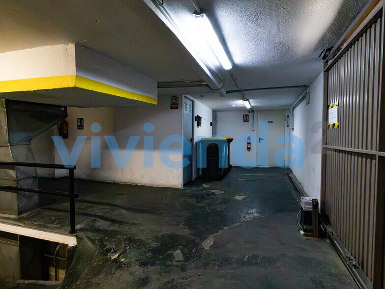 Immeuble residentiel dans Madrid, Madrid à vendre - Photo intérieure – Image 3 sur 3
