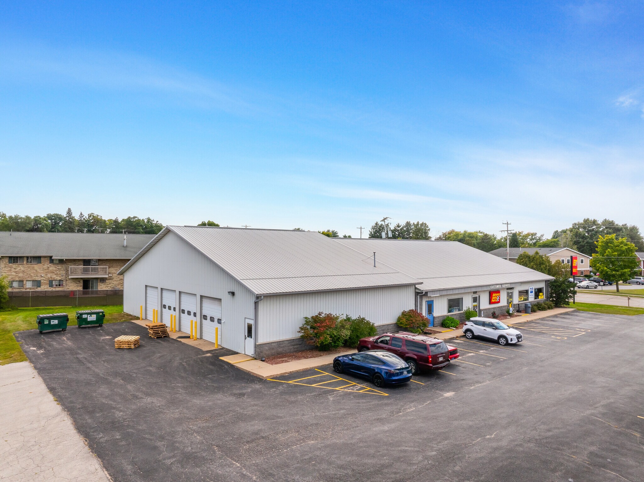 821 Lime Kiln Rd, Green Bay, WI à vendre Photo de l’immeuble– Image 1 sur 30