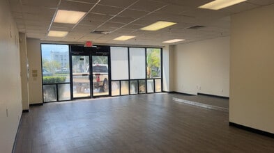 3980 Tampa Rd, Oldsmar, FL à louer Photo intérieure– Image 2 sur 8
