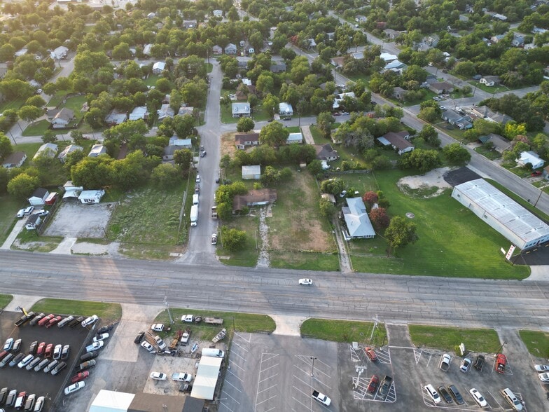 1688 Elliot Knox Blvd, New Braunfels, TX à vendre - Aérien – Image 3 sur 5