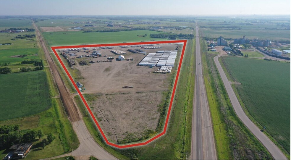 825 & Range Rd, Sturgeon County, AB à vendre - Photo de l’immeuble – Image 1 sur 5